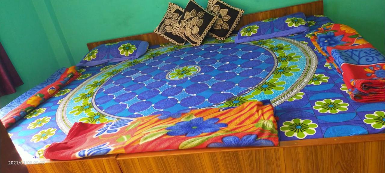 ורנאסי Maa Vaishno Guest House מראה חיצוני תמונה