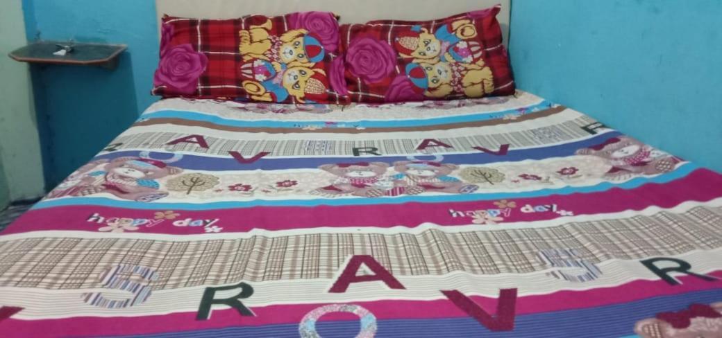 ורנאסי Maa Vaishno Guest House מראה חיצוני תמונה