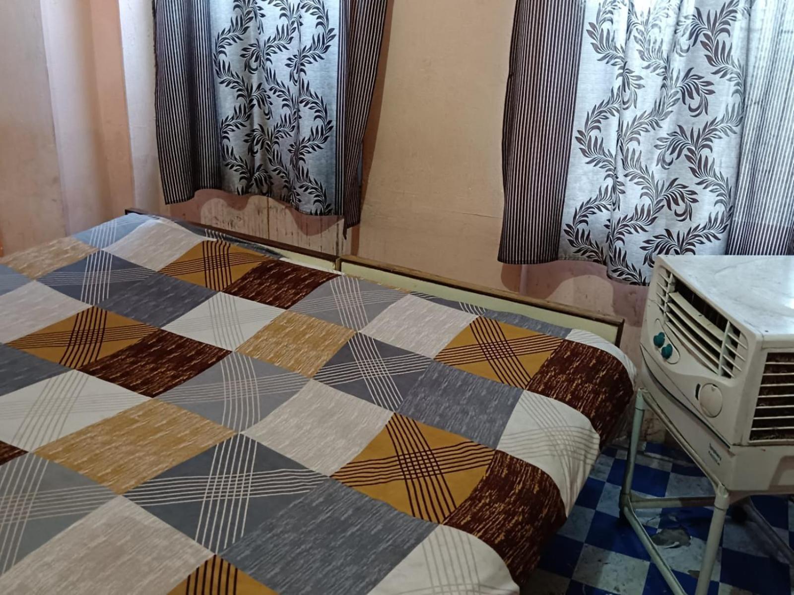 ורנאסי Maa Vaishno Guest House מראה חיצוני תמונה