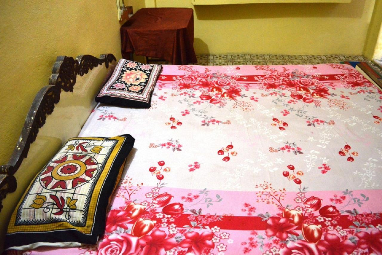 ורנאסי Maa Vaishno Guest House מראה חיצוני תמונה