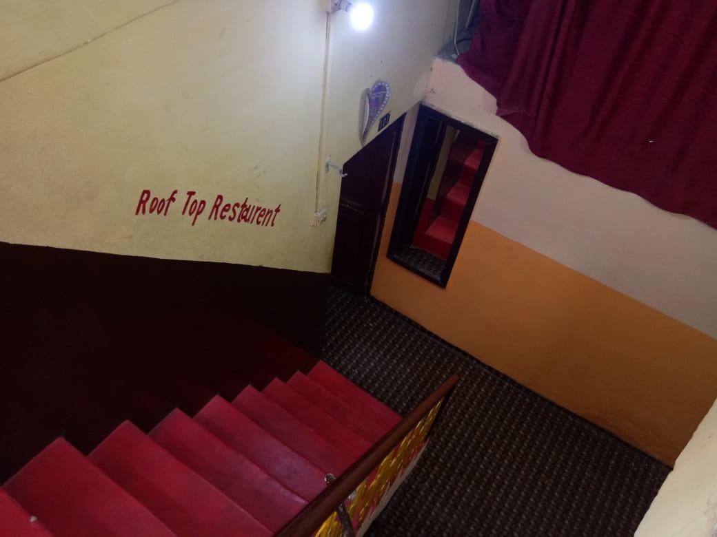 ורנאסי Maa Vaishno Guest House מראה חיצוני תמונה